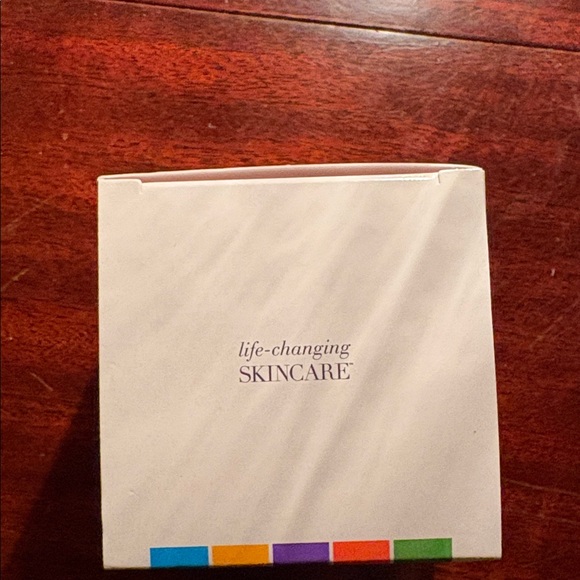 NIB 🩶Micro-dermabrasion Paste🩶 Rodan + Fields - Picture 2 of 3